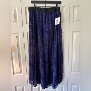 LulaRoe Blue lace skirt-NWT
2XL